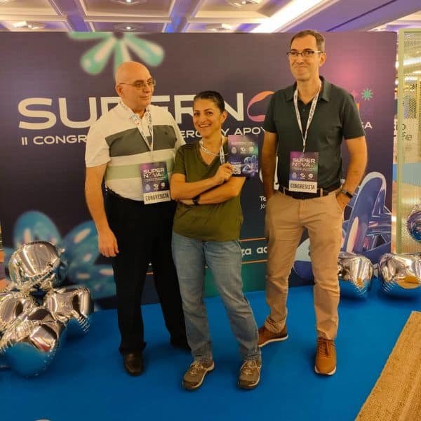 El equipo de JAISA Taller Gráfico